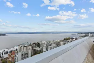 121 Vine St, Seattle, WA 98121 - Photo 14