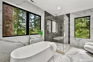10823 SE 12th St, Bellevue, WA 98004 - Photo 36