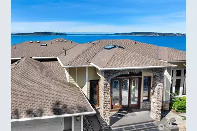 2318 Sunnyside Heights Drive, Steilacoom, WA 98388 - Photo 2