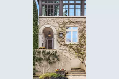 463 39th Avenue E, Seattle, WA 98112 - Photo 6