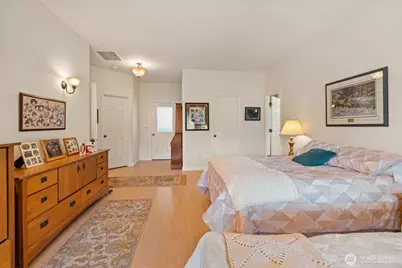 301 Russell Road, Winlock, WA 98596 - Photo 12