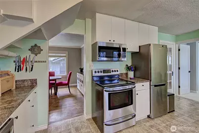 8829 231st Street SW, Edmonds, WA 98026 - Photo 12