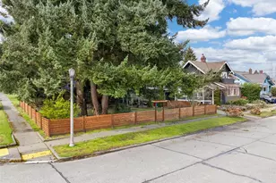 710 S Lawrence St, Tacoma, WA 98405 - Photo 32