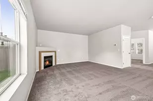 11024 181st Ave Ct E, Bonney Lake, WA 98391 - Photo 4