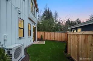 10612 NE 54th Ln, Kirkland, WA 98033 - Photo 30