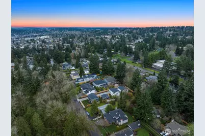 10612 NE 54th Lane, Kirkland, WA 98033 - Photo 32