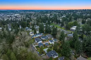 10612 NE 54th Ln, Kirkland, WA 98033 - Photo 32