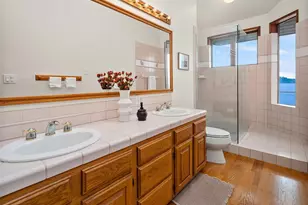 10885 Point Vashon Dr SW, Vashon, WA 98070 - Photo 20
