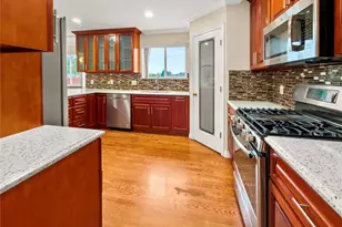 9820 S 242nd Pl, Kent, WA 98030 - Photo 6