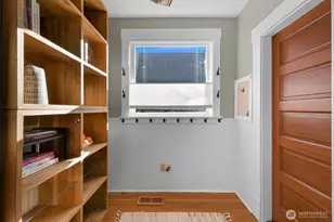 250 N Forest St, Bellingham, WA 98225 - Photo 20