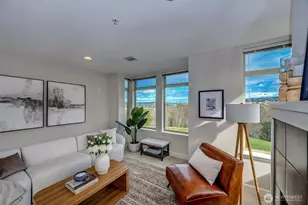 61 Pine St, Edmonds, WA 98020 - Photo 8