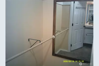 305 S 32nd Place, Mount Vernon, WA 98274 - Photo 4