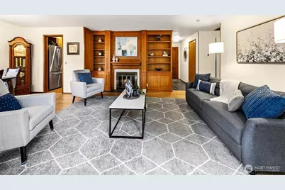 9325 217th Place SW, Edmonds, WA 98020 - Photo 4