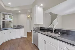18397 NE 97th Ct, Redmond, WA 98052 - Photo 28
