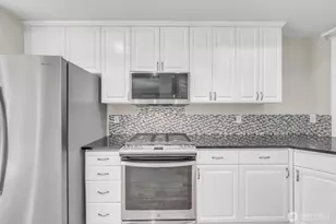 18397 NE 97th Ct, Redmond, WA 98052 - Photo 26