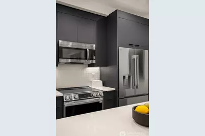 113 24th Avenue E #B, Seattle, WA 98112 - Photo 8