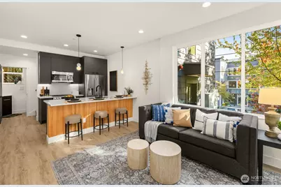 113 24th Avenue E #B, Seattle, WA 98112 - Photo 2