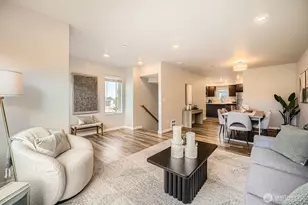 1803 SW 96th Ln, Seattle, WA 98106 - Photo 2