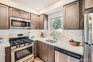 1803 SW 96th Ln, Seattle, WA 98106 - Photo 10