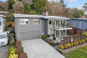 8620 Vashon View SW, Seattle, WA 98136 - Photo 2