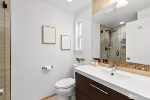 8620 Vashon View SW, Seattle, WA 98136 - Photo 24