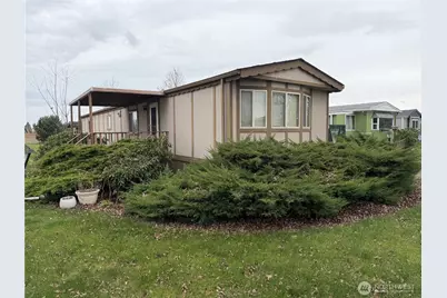 380 E Pole Road #13, Lynden, WA 98264 - Photo 2