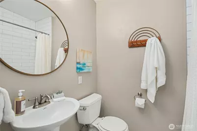 1744 127th Avenue SE, Bellevue, WA 98005 - Photo 18