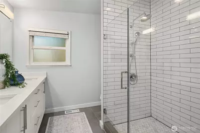 1744 127th Avenue SE, Bellevue, WA 98005 - Photo 16