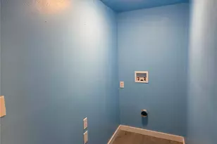 561 15th Ave, Longview, WA 98632 - Photo 6