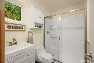 10555 NE Morning Ln, Bainbridge Island, WA 98110 - Photo 20