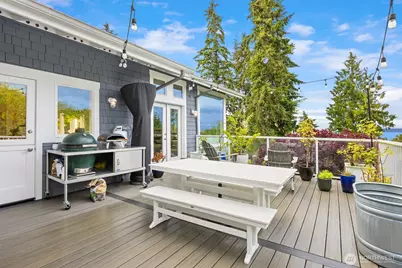 10555 NE Morning Lane, Bainbridge Island, WA 98110 - Photo 12