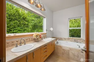 10555 NE Morning Ln, Bainbridge Island, WA 98110 - Photo 22