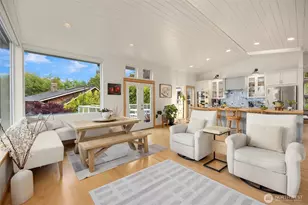 10555 NE Morning Ln, Bainbridge Island, WA 98110 - Photo 10