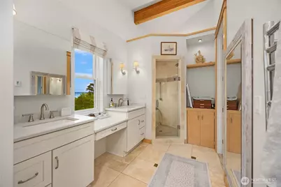 10555 NE Morning Lane, Bainbridge Island, WA 98110 - Photo 30