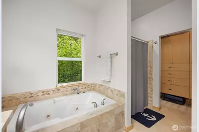 10555 NE Morning Lane, Bainbridge Island, WA 98110 - Photo 22