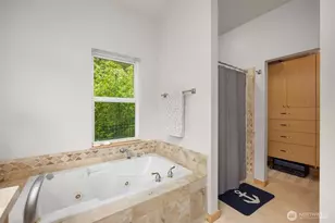 10555 NE Morning Ln, Bainbridge Island, WA 98110 - Photo 22