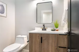 8 Valley View Cir, Bellingham, WA 98229 - Photo 16