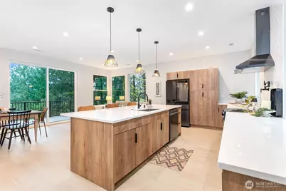 8 Valley View Circle, Bellingham, WA 98229 - Photo 10