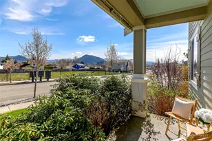 650 McKinley St, Enumclaw, WA 98022 - Photo 2