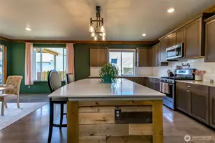 650 McKinley St, Enumclaw, WA 98022 - Photo 10