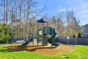 7703 NE 201st Pl, Kenmore, WA 98028 - Photo 26