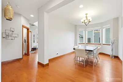 7703 NE 201st Place, Kenmore, WA 98028 - Photo 8