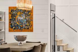 9215 NE 32nd St, Clyde Hill, WA 98004 - Photo 12