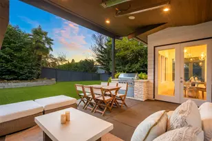 9215 NE 32nd St, Clyde Hill, WA 98004 - Photo 38