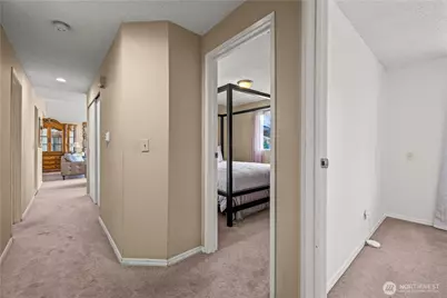 1601 Olympia Avenue SE, Renton, WA 98058 - Photo 18