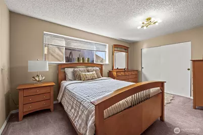 1601 Olympia Avenue SE, Renton, WA 98058 - Photo 20