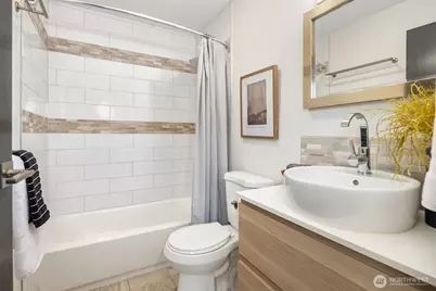 4115 21st Avenue SW, Seattle, WA 98106 - Photo 18