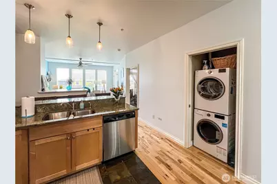 4823 Alderson Rd. #207, Blaine, WA 98230 - Photo 10