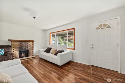 14937 133rd Avenue SE, Renton, WA 98058 - Photo 4