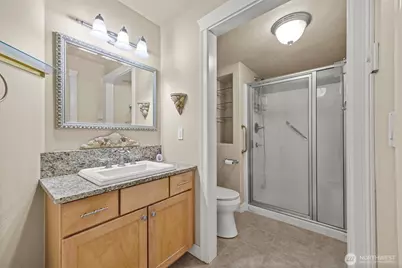 1300 Peace Portal Drive #106, Blaine, WA 98230 - Photo 20